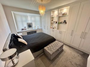 Photo 8- click for photo gallery